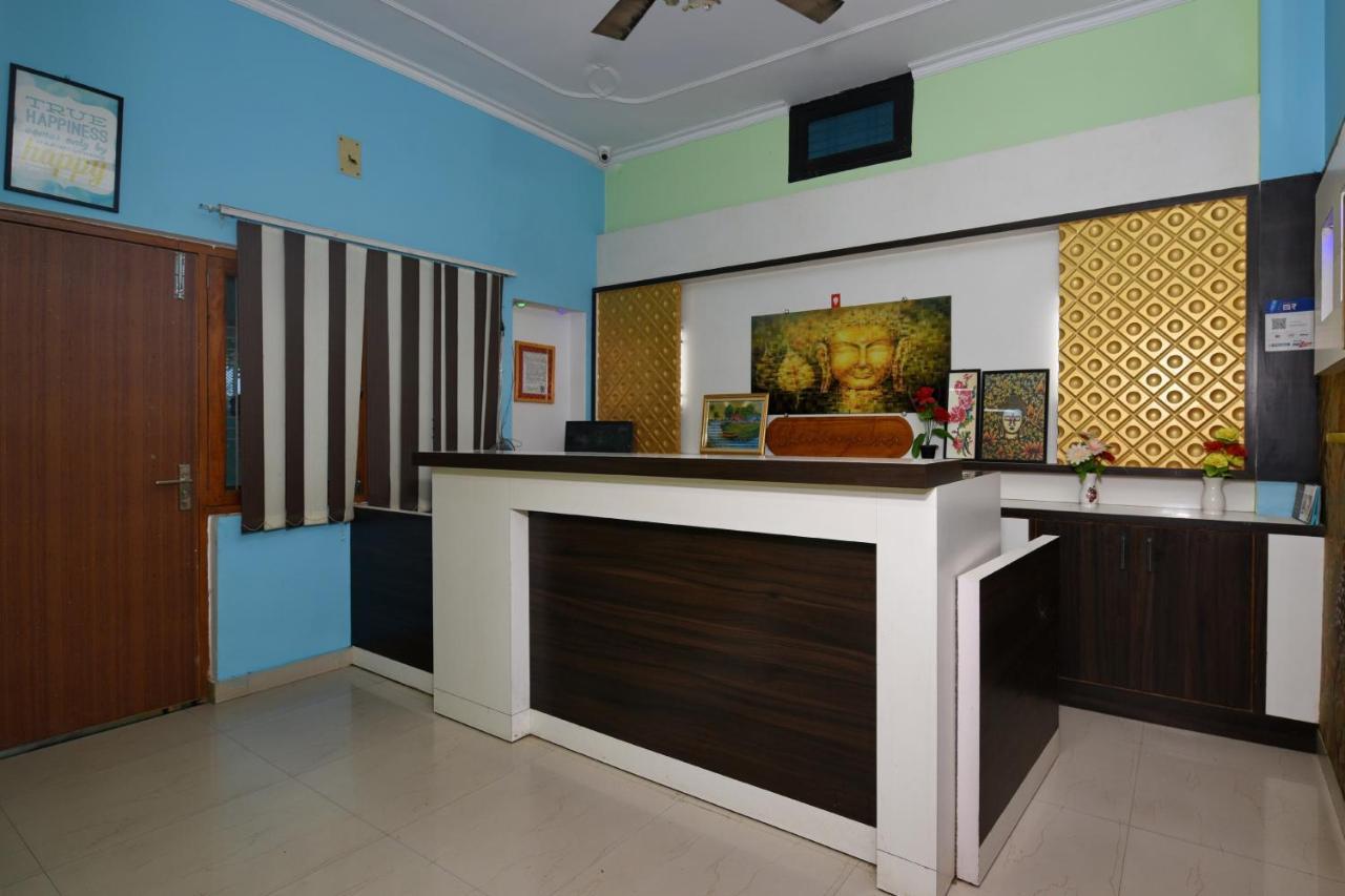 Oyo 4409 Hotel Chaitanya Inn バラナシ エクステリア 写真