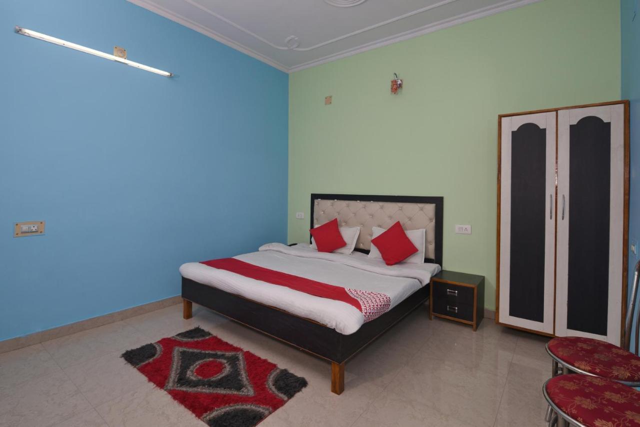 Oyo 4409 Hotel Chaitanya Inn バラナシ エクステリア 写真