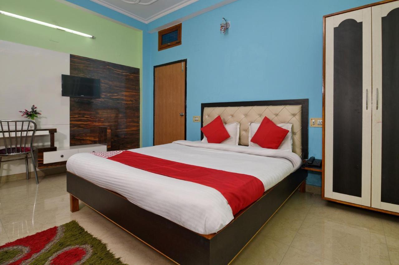 Oyo 4409 Hotel Chaitanya Inn バラナシ エクステリア 写真
