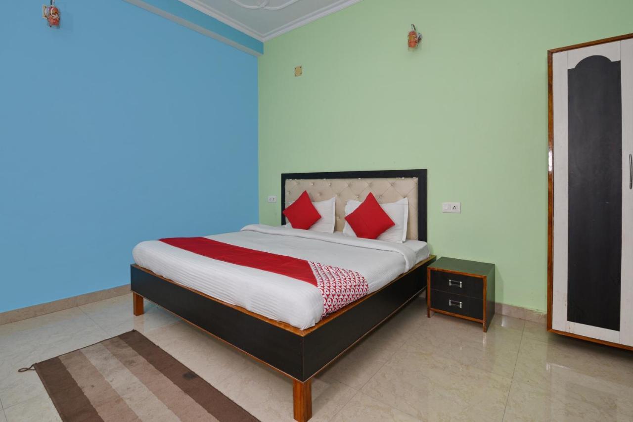 Oyo 4409 Hotel Chaitanya Inn バラナシ エクステリア 写真